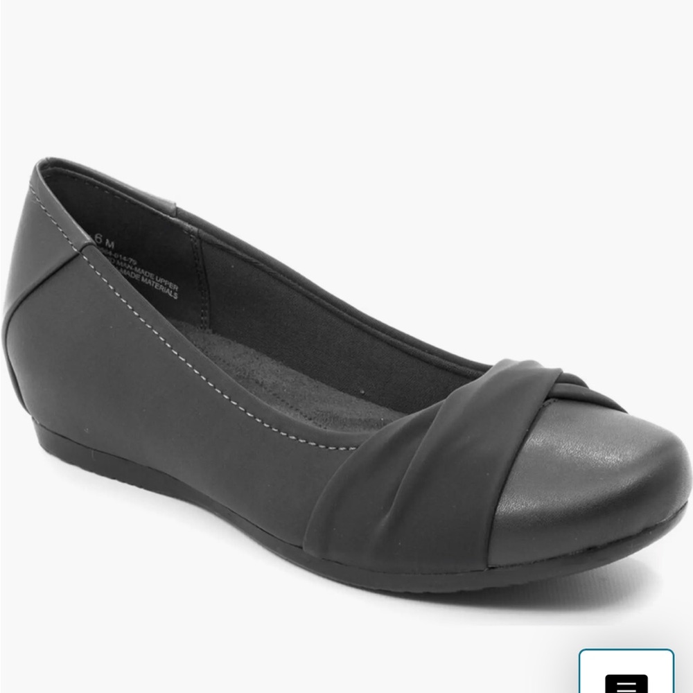 3 for $15 MUST BUNDLE BareTraps Mitsy Black Faux Leather Flats with Memory Foam